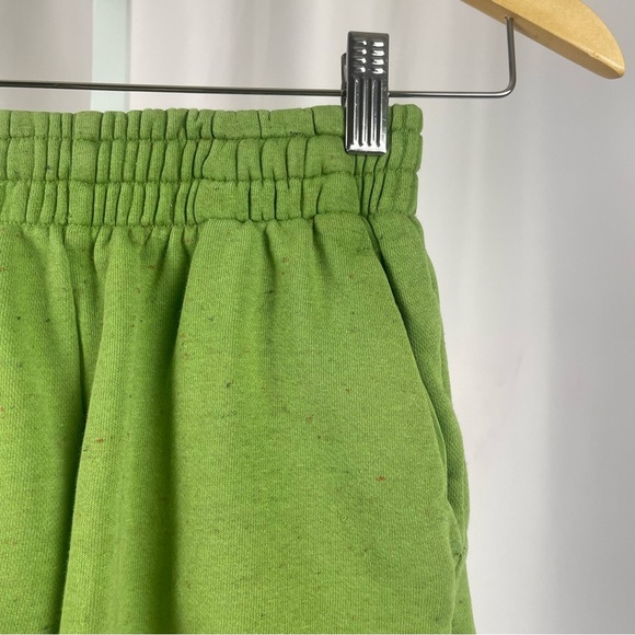 Nike Kids Small Elastic Waistband Sweatshorts Workout Gym Casual Retro Ball - Picture 10 of 10